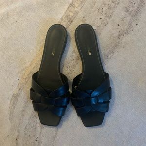 Saint Laurent Flat Tribute Sandal (YSL)